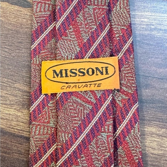MISSONI Cravatte 100% Silk Red Striped Jacquard Repp Tie Made In Italy - Picture 5 of 10